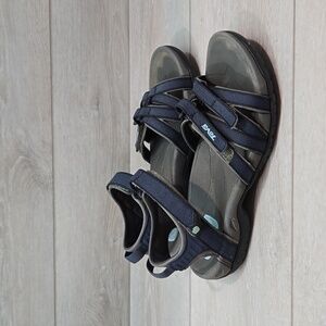 Teva Women 4266 Athletic Outdoor Hiking Sandals size 8.5